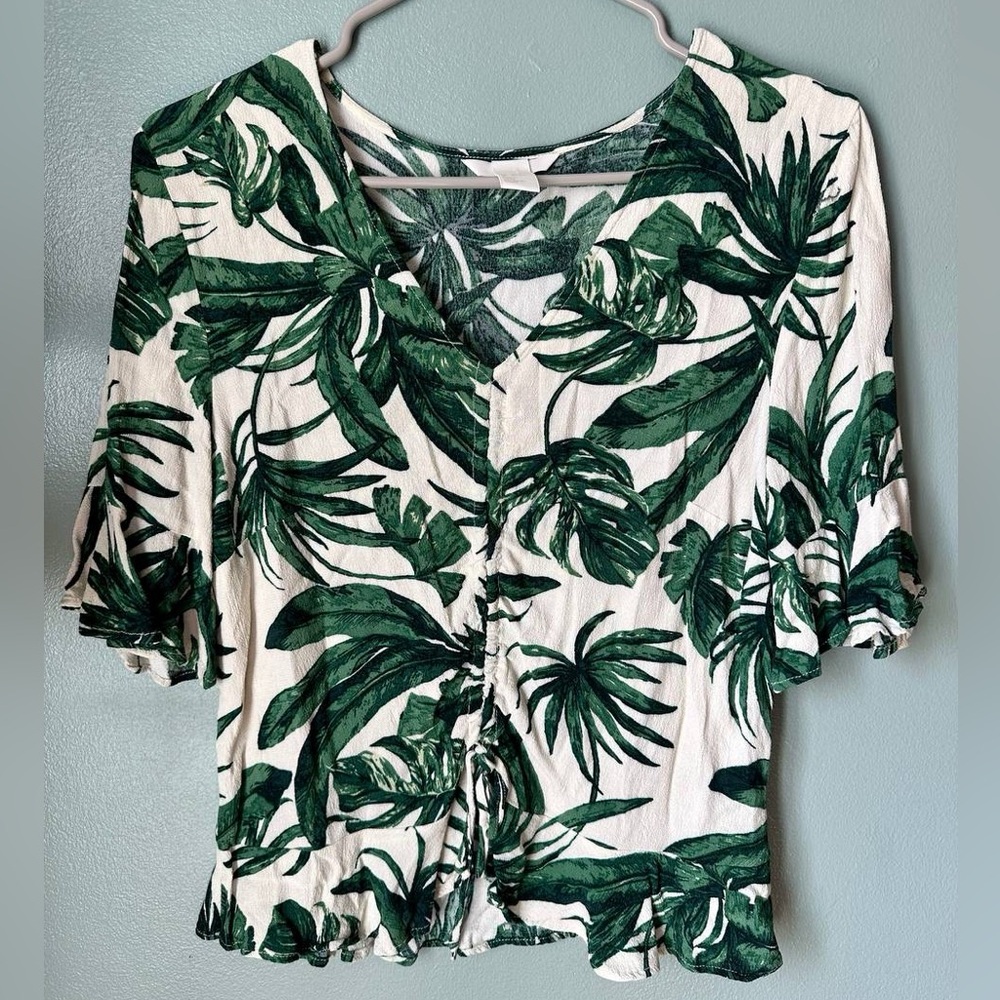 H&M Womens Green Tropical Print V-Neck Top